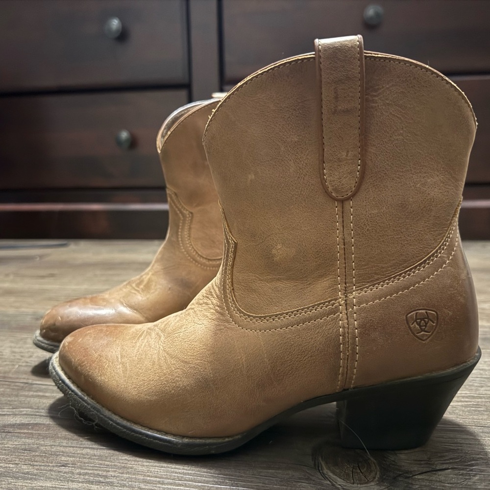 Ariat Leather Ankle Cowboy Boots